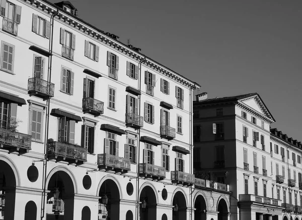 Piazza Vittorio Torino'da Meydanı'nda siyah ve beyaz — Stok fotoğraf