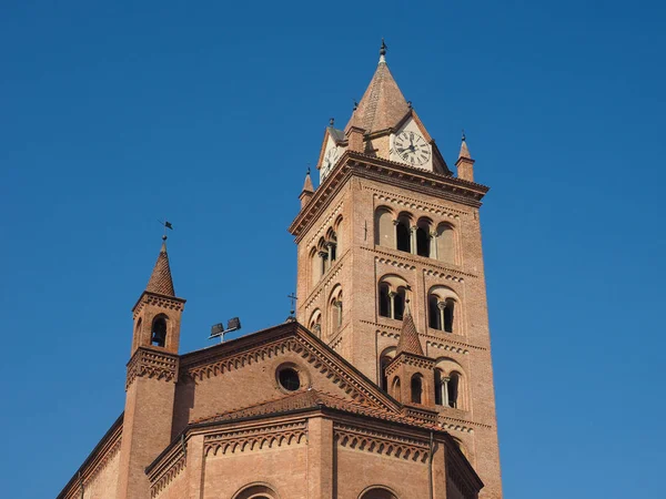 Cattedrale di San Lorenzo ad Alba — Foto Stock