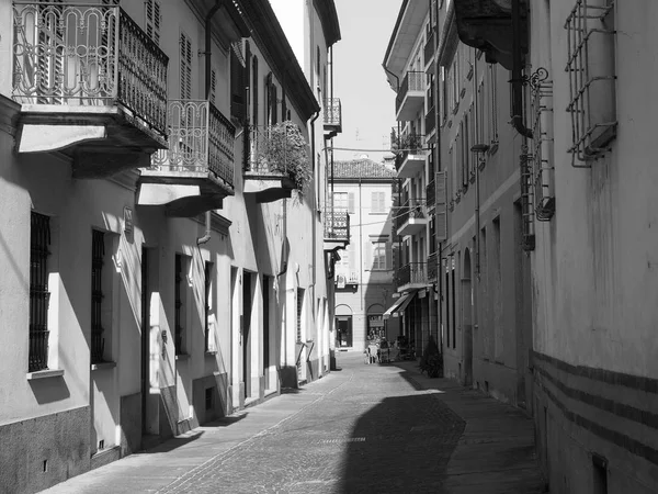 Pohled na město Alba v černé a bílé — Stock fotografie