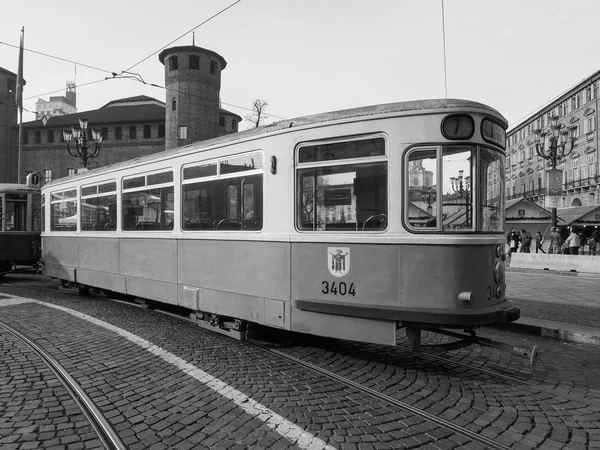 Vintage tyska 3404 spårvagn vid Turin vagn Festival i svart och — Stockfoto