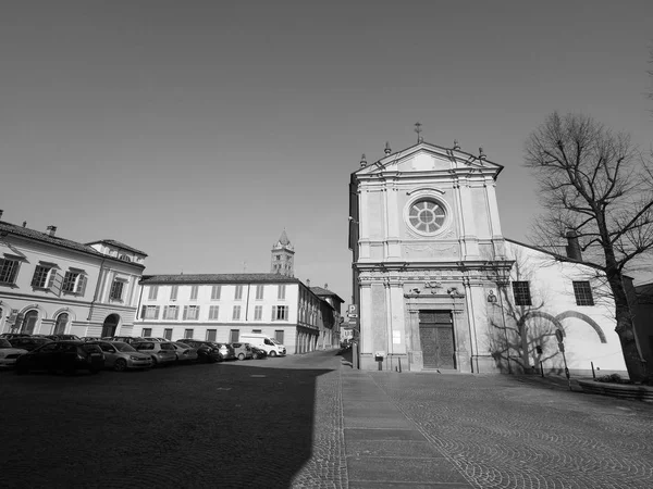 Santa Caterina-kerk in Alba in zwart-wit — Stockfoto