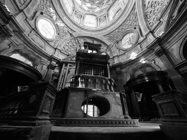 Cappella della Sindone à Turin en noir et blanc — Photo