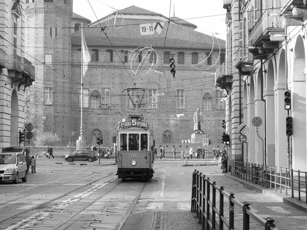 Ročník 116 tramvaje v Turíně vozík festivalu v černé a bílé — Stock fotografie