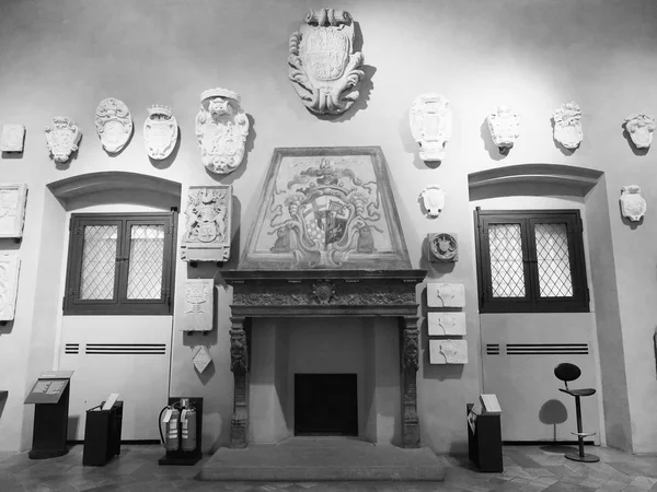 Museum für Alte Kunst im Palazzo Madama in Turin in Schwarz-Weiß — Stockfoto