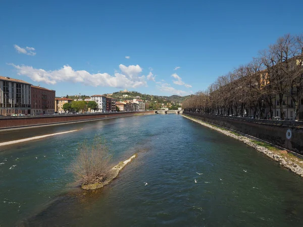 Floden Adige i Verona — Stockfoto