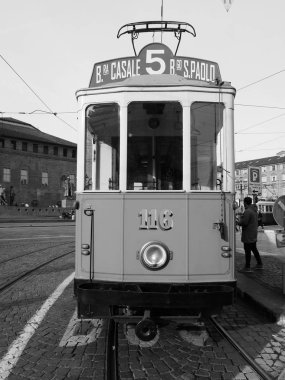Torino tramvay Festivali'nde Vintage 116 tramvay siyah beyaz