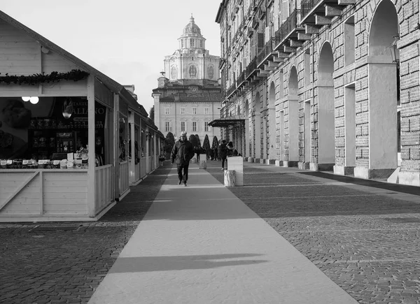 Kerstmarkt in Turijn in zwart-wit — Stockfoto