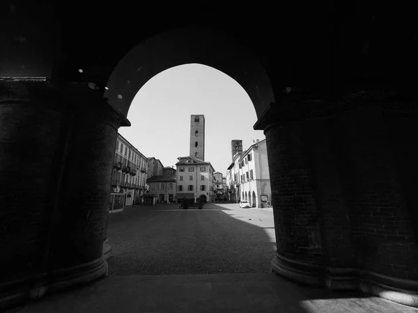 Colonnade in Alba in zwart-wit — Stockfoto