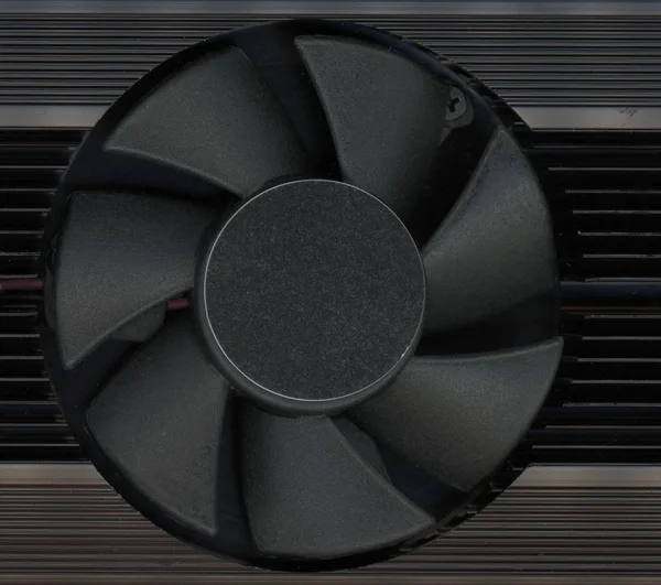 Active cooling computer fan — Stock Photo, Image