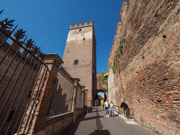 Castelvecchio antigo castelo em Verona — Fotografia de Stock