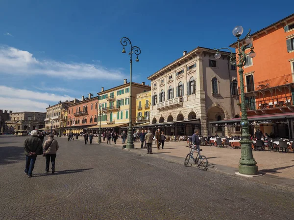 Piazza Bra Veronában — Stock Fotó