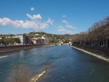 Nehir Adige Verona