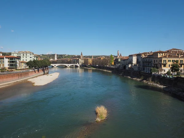 Rivière Adige à Vérone — Photo