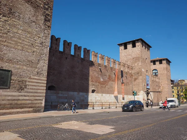 Castelvecchio antigo castelo em Verona — Fotografia de Stock