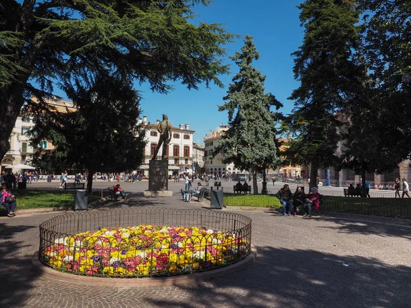 Piazza Bra Veronában — Stock Fotó