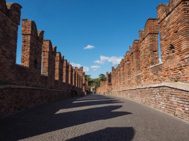 Castelvecchio'yu Köprüsü aka Scaliger köprü Verona