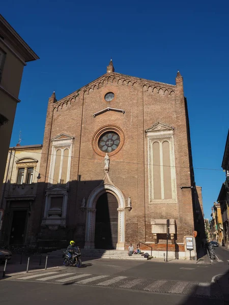 Iglesia de Santa Eufemia en Verona — Foto de Stock