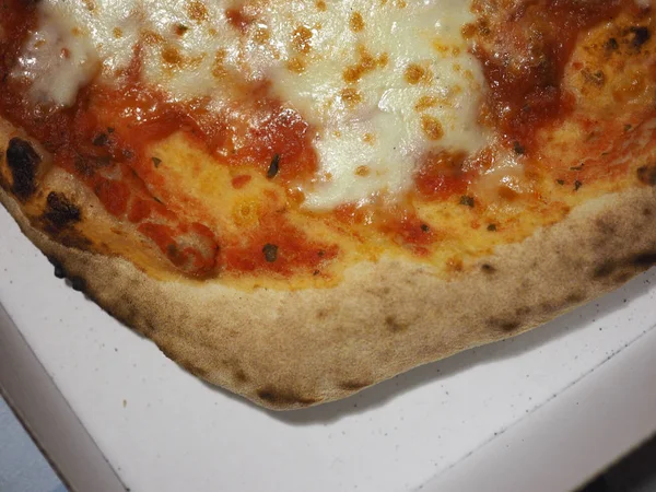 Margherita pizza aliments cuits au four — Photo