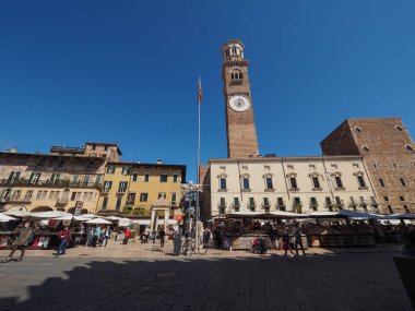 Verona 'da Piazza delle Erbe