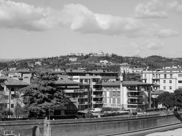 Vista aérea de Verona en blanco y negro —  Fotos de Stock