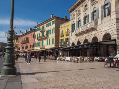 Piazza sutyen, verona
