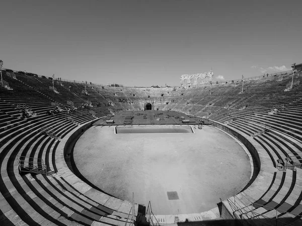 Verona arena römisches amphitheater schwarz und weiß — Stockfoto