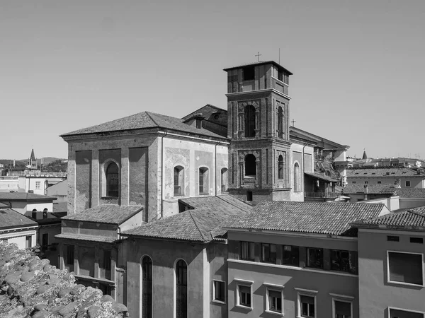 Letecký pohled na verona černá a bílá — Stock fotografie