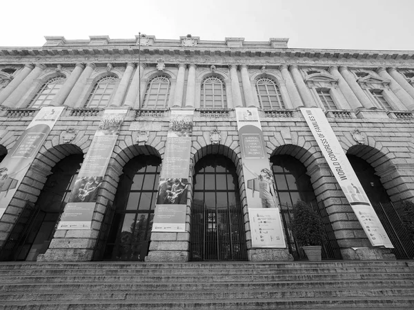 Palazzo Gran Guardia a Verona in bianco e nero — Foto Stock
