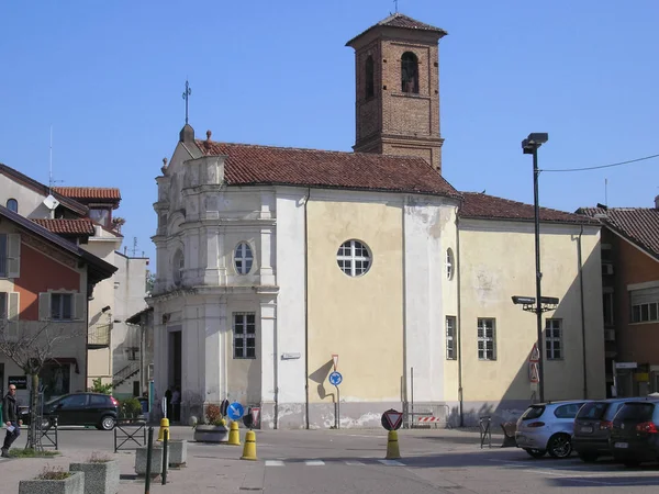 Antigua iglesia de Santa Croce en Beinasco — Foto de Stock