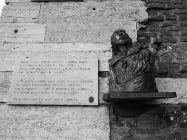 Verona siyah beyaz Shakespeare bronz büstü