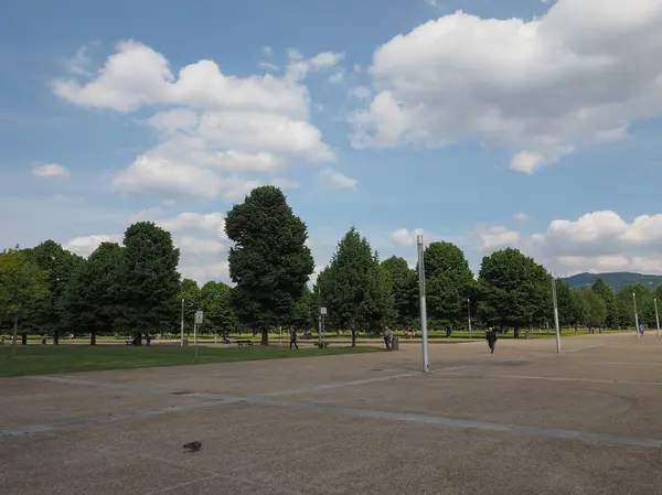 Parco Vittorio Veneto park in Turin — Stock Photo, Image