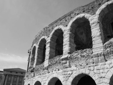 Verona Arena Roma amfi siyah ve beyaz