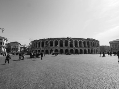 Verona Arena Roma amfi siyah ve beyaz
