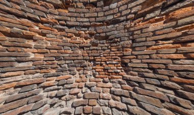 kavisli kırmızı tuğla duvar arka plan