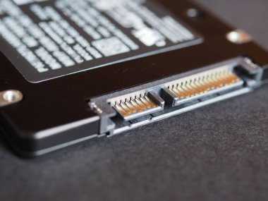 SSD katı hal sürücüsü