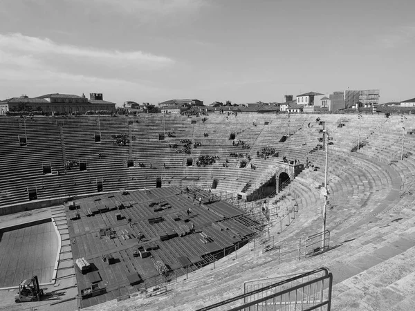 Římský amfiteátr Verona Arena černé a bílé — Stock fotografie