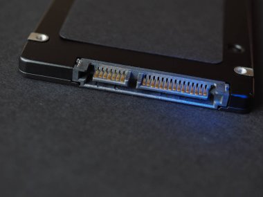 SSD katı hal sürücüsü