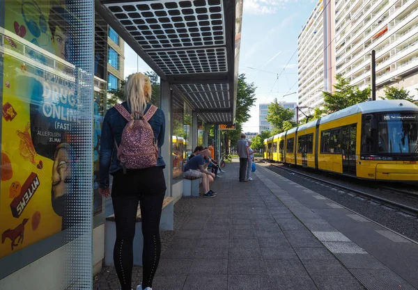 ベルリンのトラム駅 — ストック写真