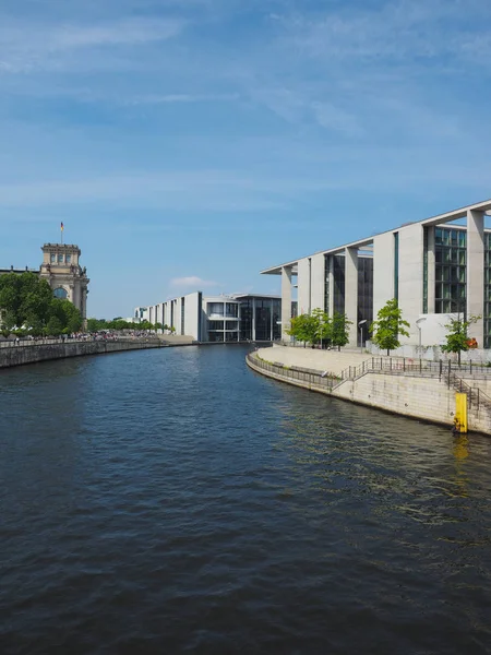 Berlin spree Nehri — Stok fotoğraf