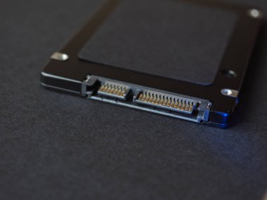 SSD katı hal sürücüsü
