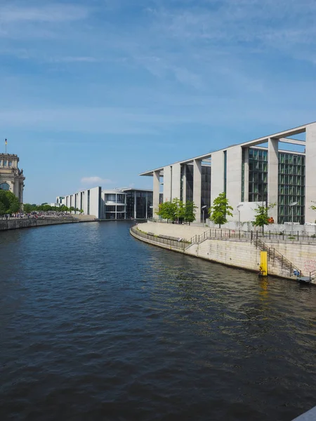 ベルリンのシュプレー川 — ストック写真