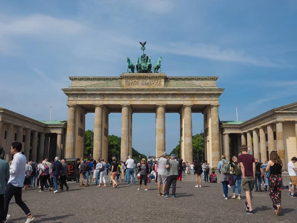 Brandenburger Tor (Brandenburg Gate) in Berlin — Stock Photo, Image