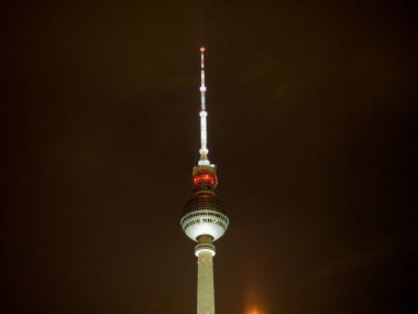 Fernsehturm (Tv Kulesi) Berlin