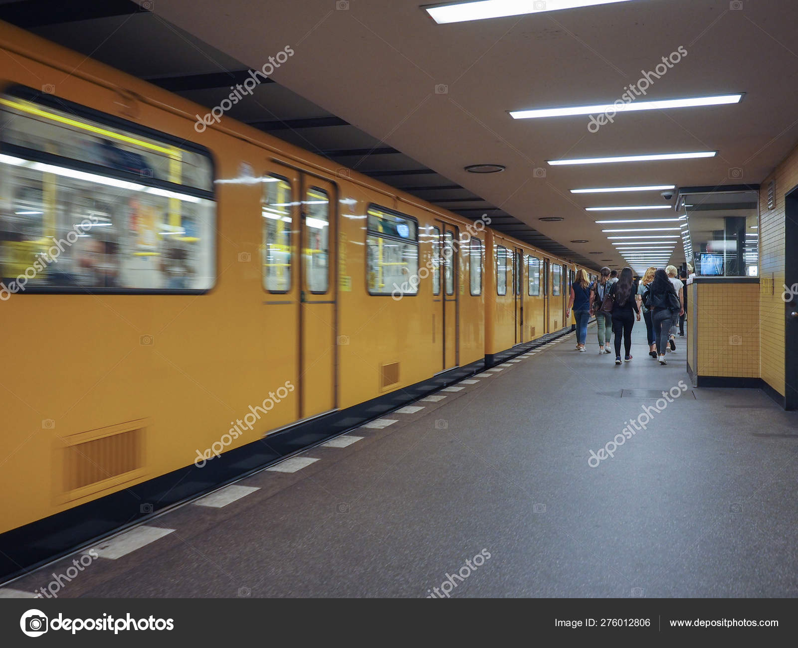 Train At U Zoologischer Garten Subway Station In Berlin Stock