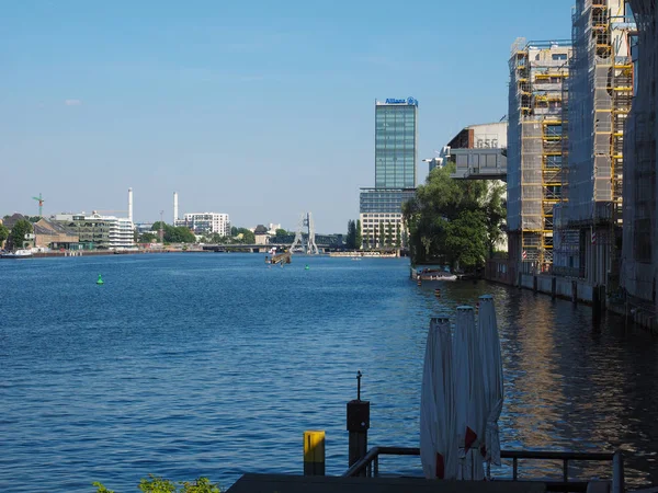 Rivier de spree in Berlijn — Stockfoto