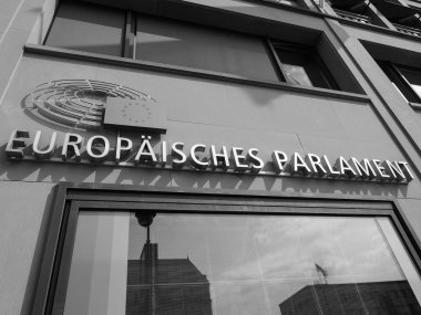 Ab parlamentosu Berlin'deki enformasyon ofisi siyah beyaz