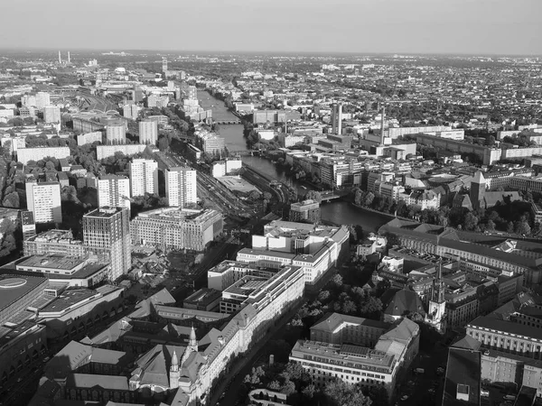 Luchtfoto van Berlijn in zwart-wit — Stockfoto