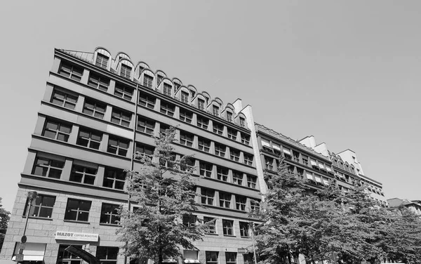 Quartier Schutzenstrasse Berlin'de siyah beyaz — Stok fotoğraf