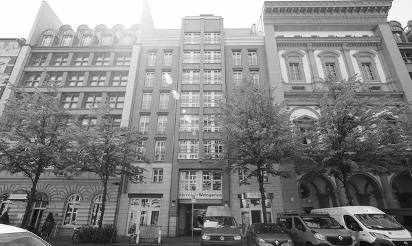 四重奏舒特森斯特拉斯在柏林在黑色和白色 — 图库照片