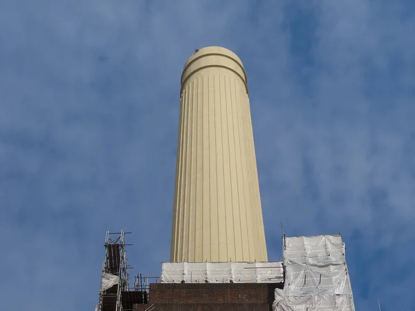 Chimenea Battersea Power Station en Londres — Foto de Stock